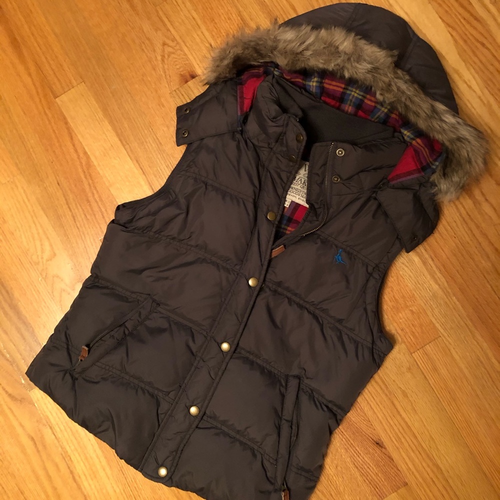 Jack Wills Sleeveless Puffer Jacket